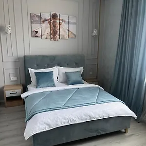  Отель Aura